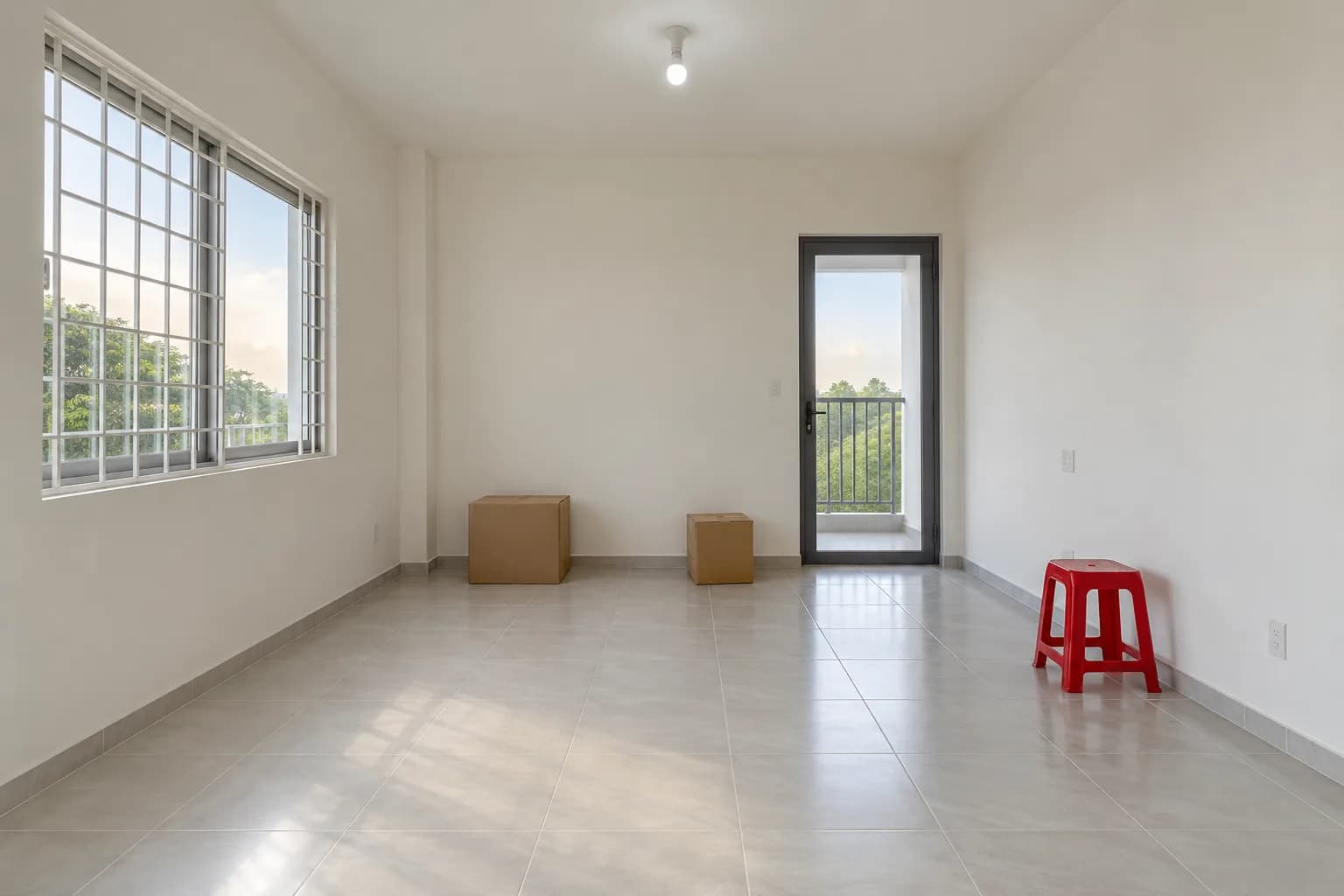 Một căn phòng trống vừa bàn giao